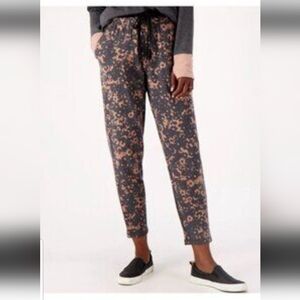 Cuddl Duds Comfortwear Slim Knit Pants Lounge Medium NWOT